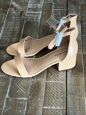 Amazon Essentials Beige Block Heel Ankle-Strap Sandals